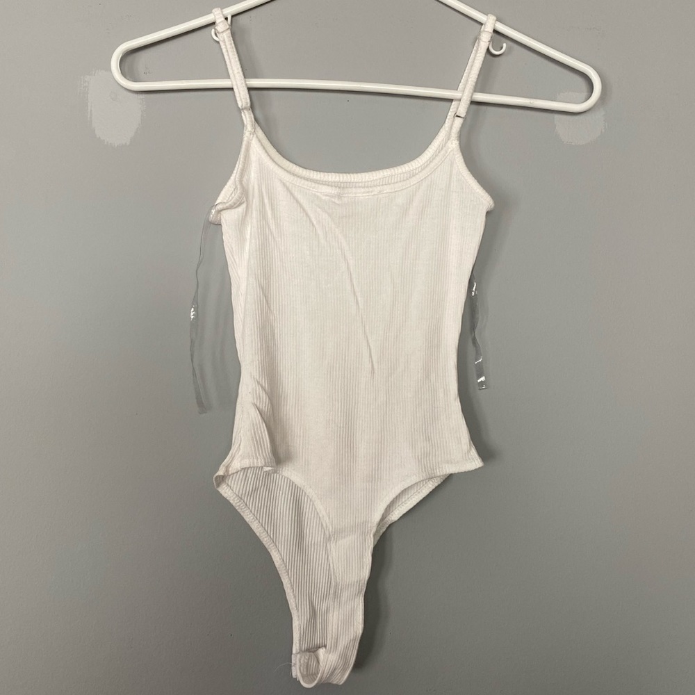 Windsor White Ribbed Bodysuit Adjustable Straps - Picture 5 of 6